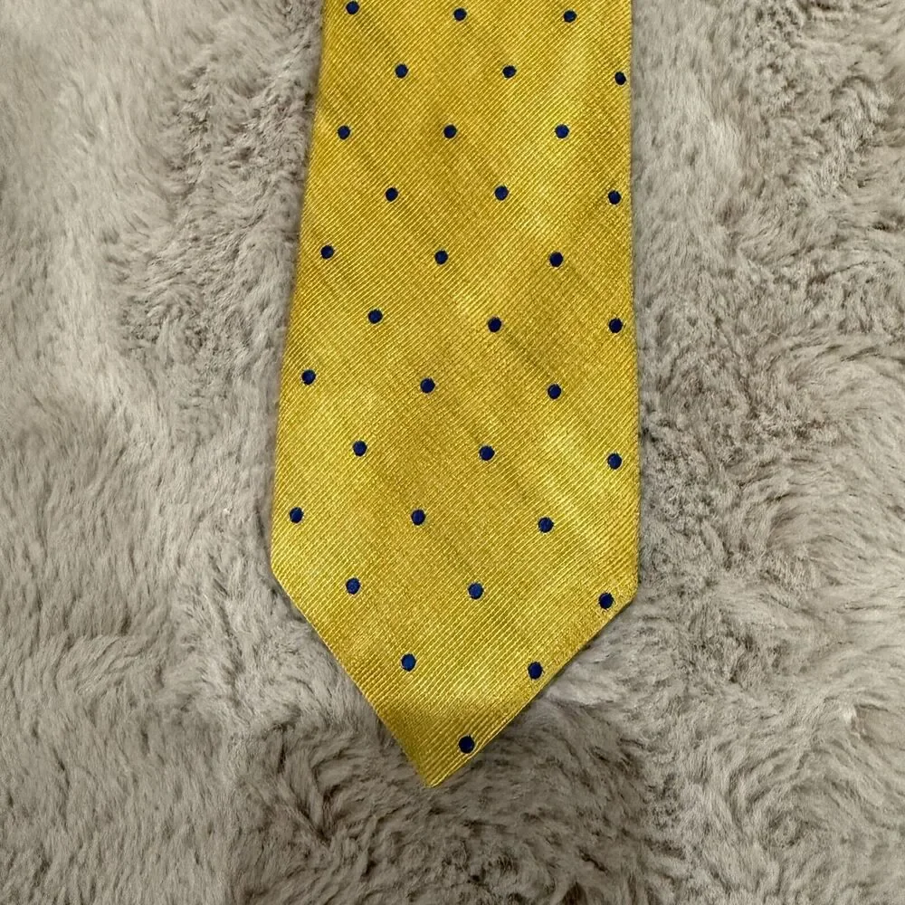 Brooks Brothers Yellow Silk Tie with Navy Polka Dot Pattern -‎ Made in Italy